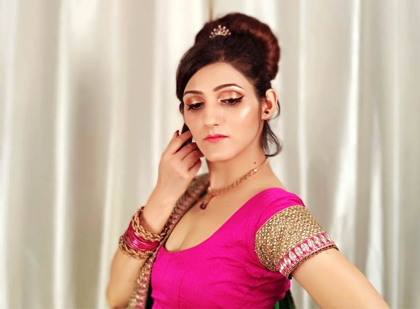 shilpa ahuja saree poses ideas how to pose instagram