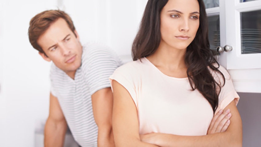 signs-of-an-unsupportive-partner-and-when-it-turns-toxic