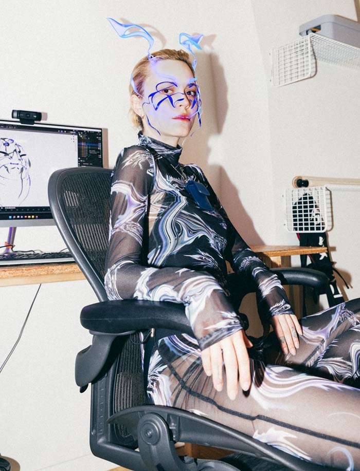 Sarah-Mayer cgi artist digital fashion vitual